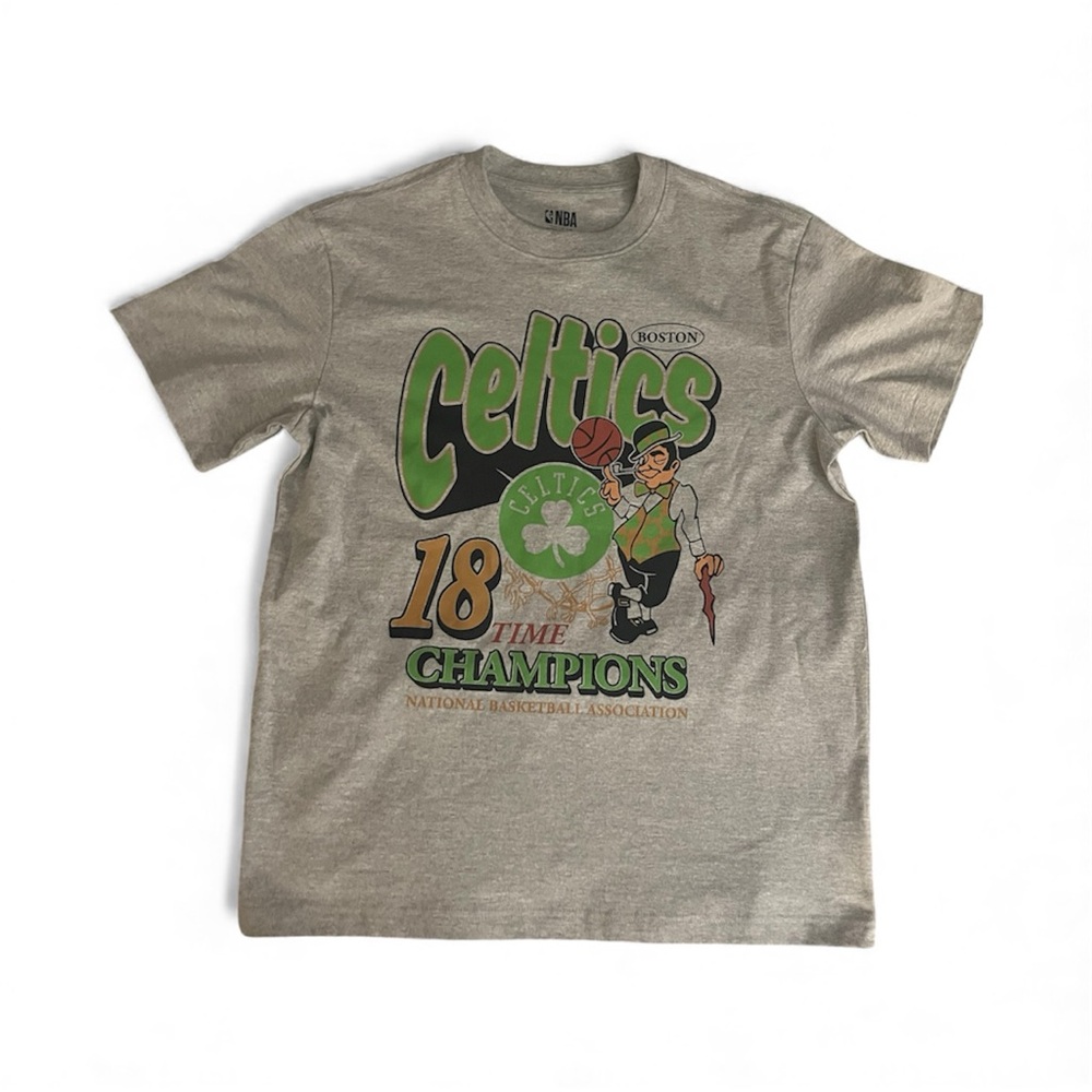 NBA Kids Celtics Gray and Green Champions Tee size small